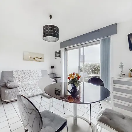1 Bedroom In * Гидель